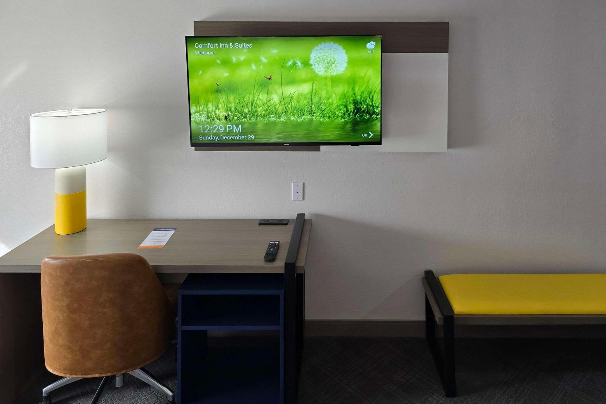 Comfort Inn & Suites Prince George - Fort Gregg Экстерьер фото