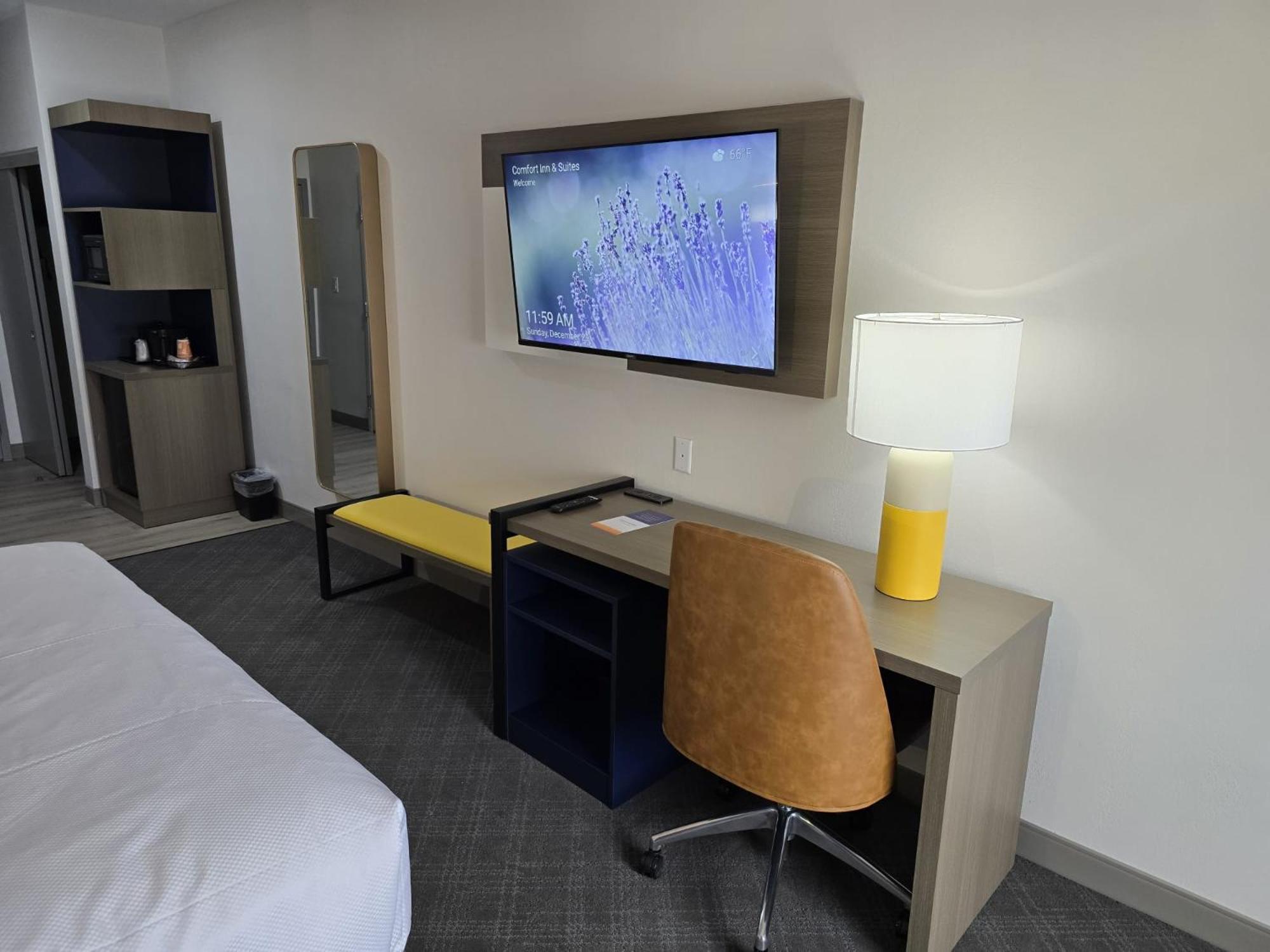 Comfort Inn & Suites Prince George - Fort Gregg Экстерьер фото