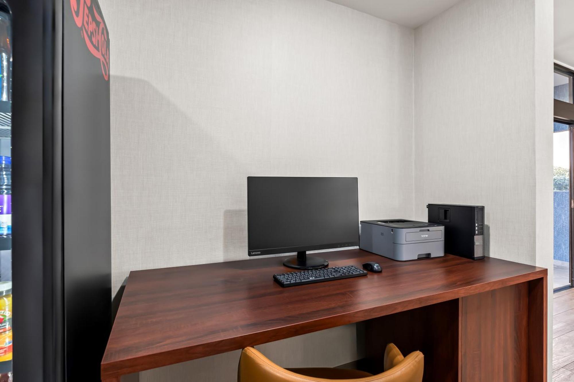 Comfort Inn & Suites Prince George - Fort Gregg Экстерьер фото