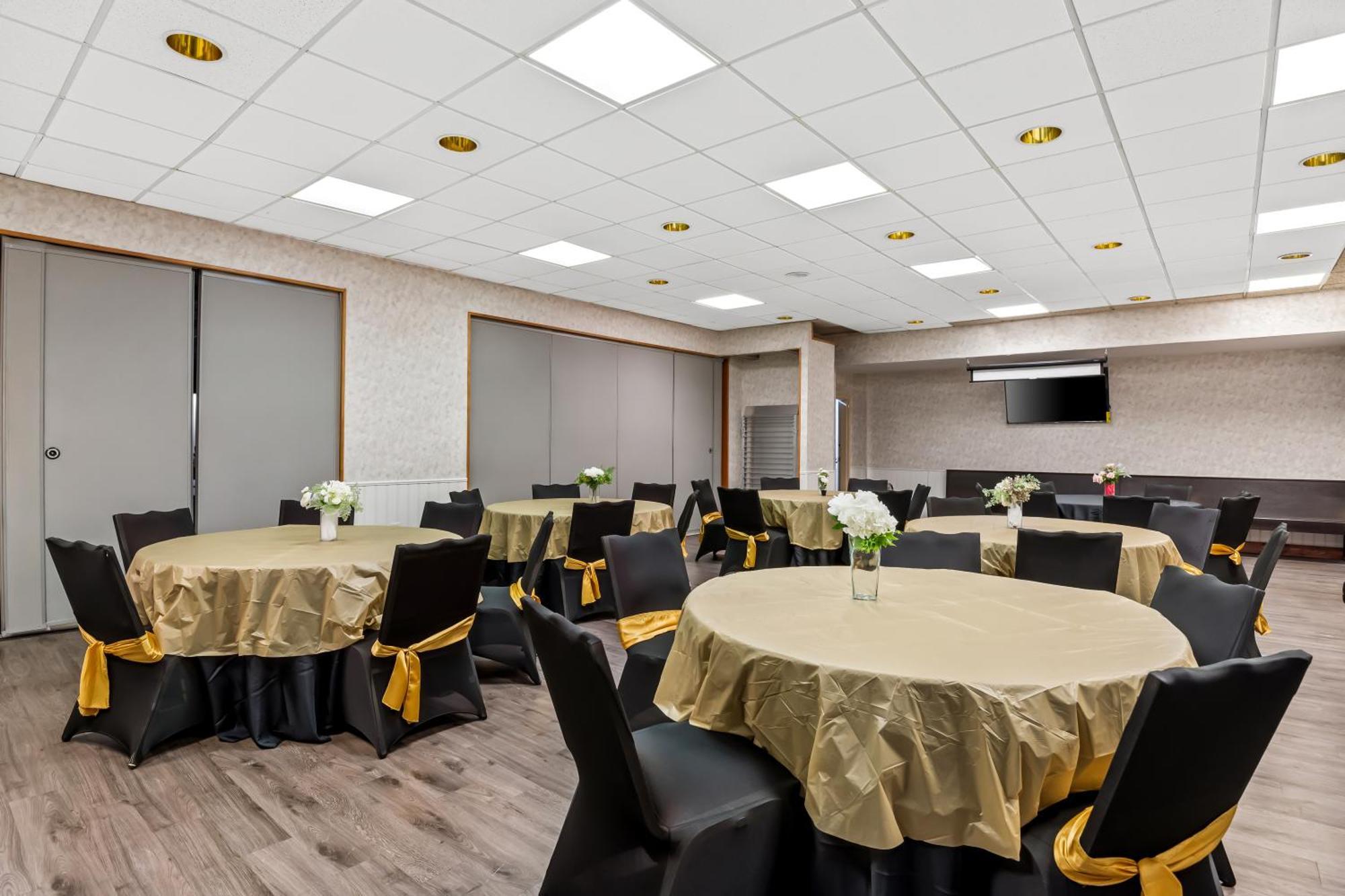 Comfort Inn & Suites Prince George - Fort Gregg Экстерьер фото